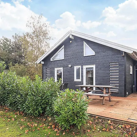 4 Star In Vaeggerlose Boto By