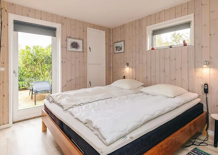 4 Star In Vaeggerlose Boto By