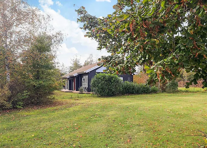 4 Star In Vaeggerlose Boto By